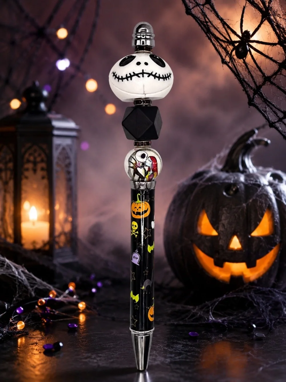 Stitched Halloween Fright Pen